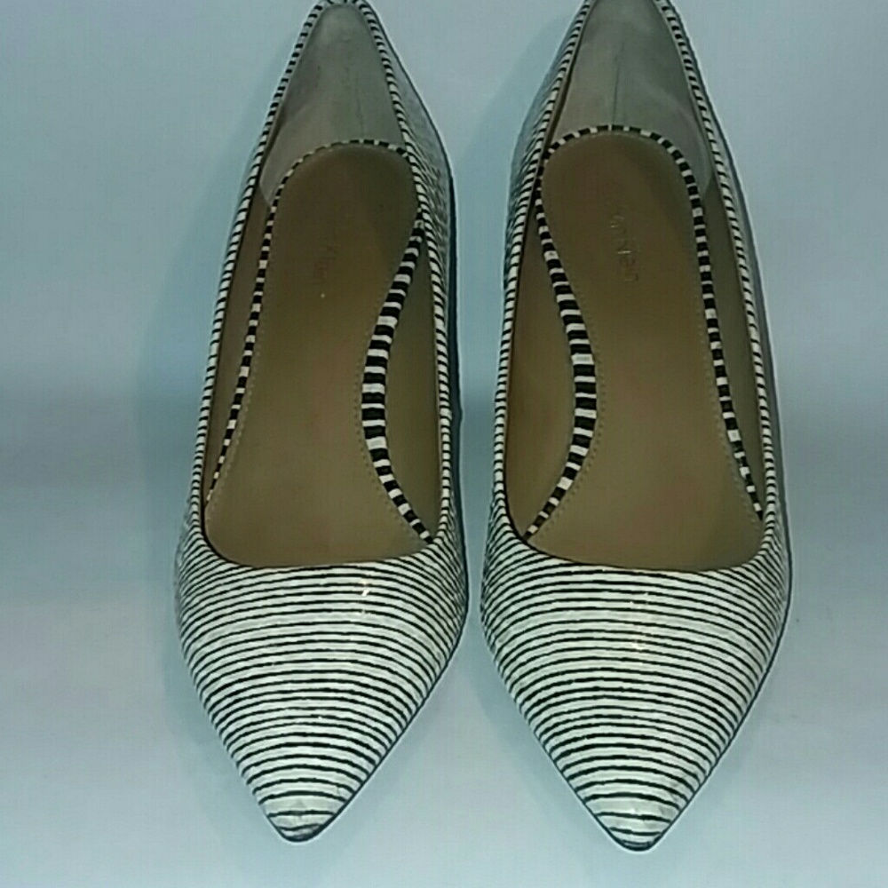 White with black stripes s 7.5 Calvin Klein Gayle
